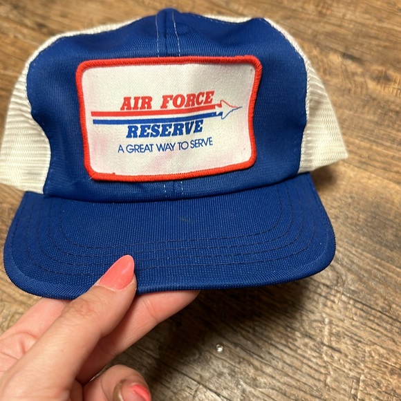 Vintage Air Force Reserve Mesh SnapBack Trucker Hat - Picture 2 of 7